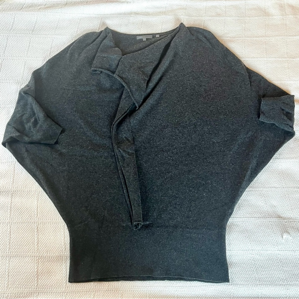 LIKE NEW VINCE 100% Cashmere Sweater